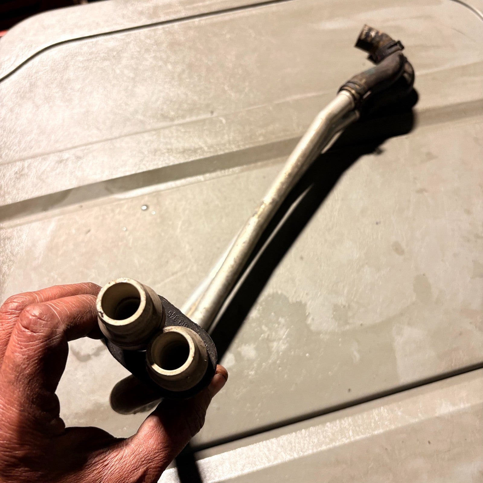 PORSCHE CAYENNE 2003-2006 ALUMINIUM COOLANT PIPE HOSE 7L0819329C