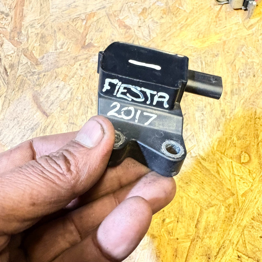Ford Fiesta 1.0 EcoBoost Ignition Coil 2012-2017 CM5G-12A366-CB 1827901