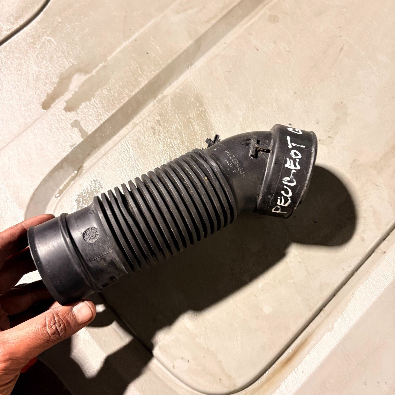 Air Intake Hose 9635638780 14265J Peugeot 206 00-09 307 02-08 XsaraPicasso 05-11