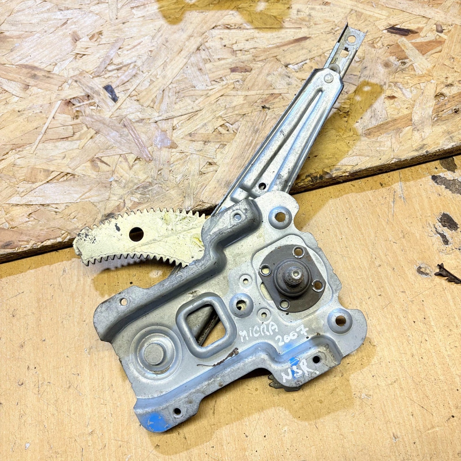NISSAN MICRA 03-10 WINDOW REGULATOR & MOTOR PASSENGER REAR