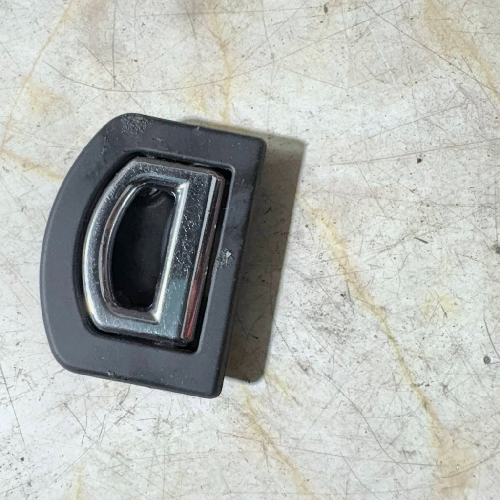 Audi A3 A4 A6 A8 Boot Luggage Tie Down Hook 1J0 864 203