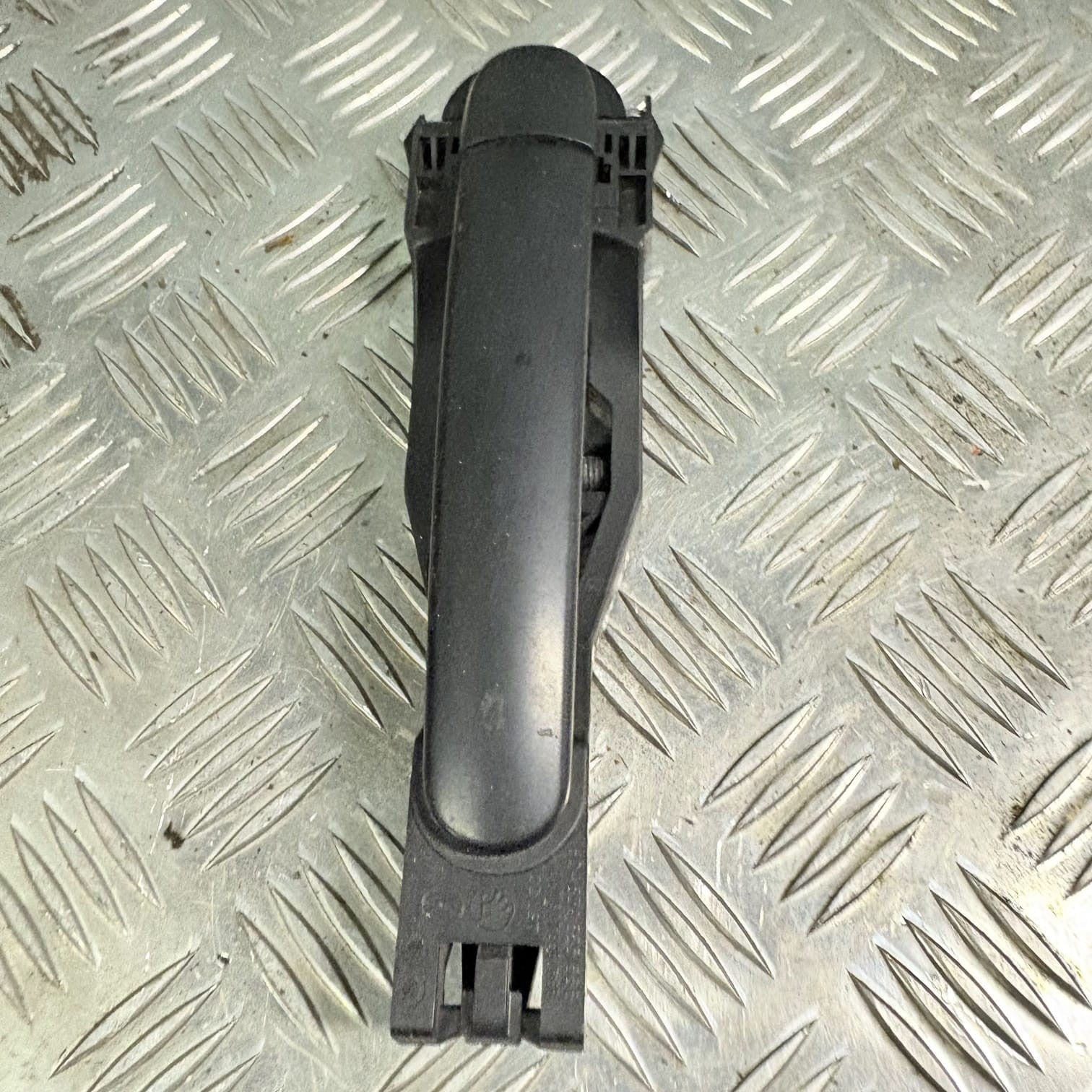 Skoda Octavia 1Z 2010 Driver Rear Exterior Door Handle 6Q4839885 1756765 LF8K