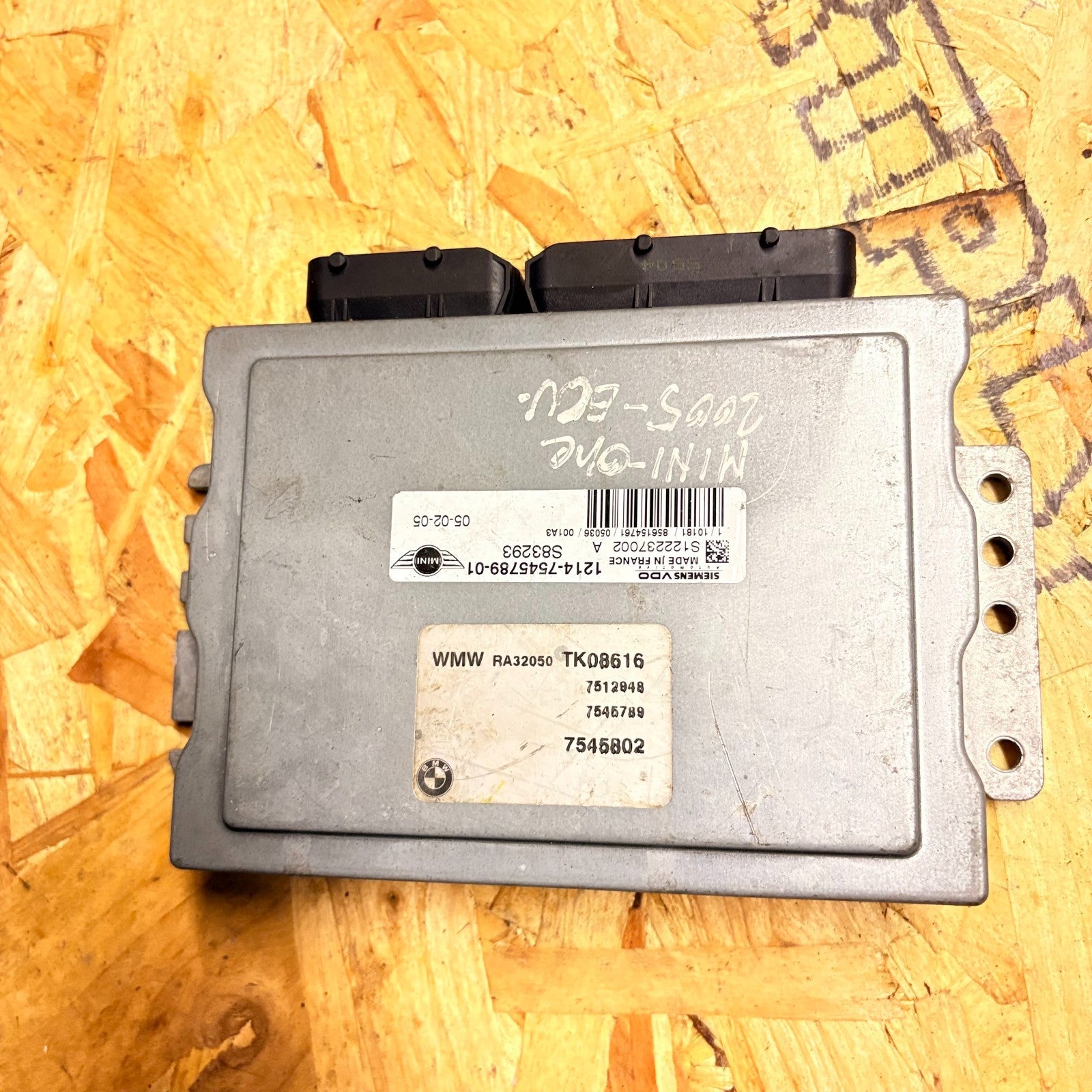 MINI ONE 2001-2008 ENGINE CONTROL UNIT ECU 1214-7545789-01