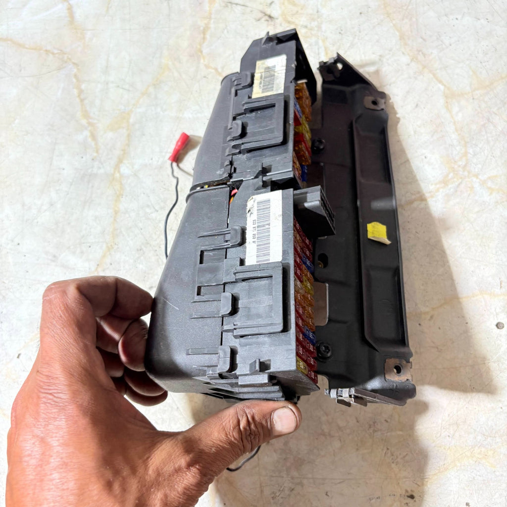 Volkswagen Fox 2005-2011 Offside Right Under Dashboard Fuse Box 5Z0941828A