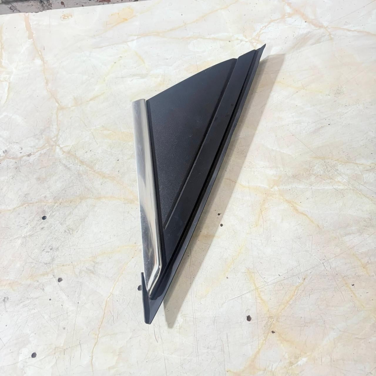 Ford Focus Mk3 C346 2011-2018 RH/OSF Wing Mirror Corner Trim BM51-A16004