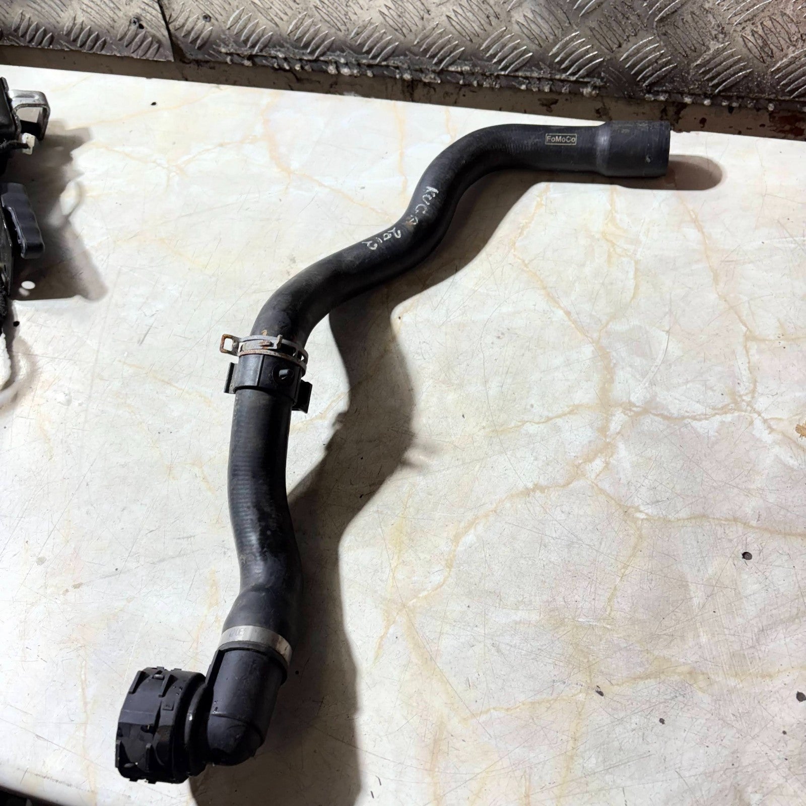 FORD KUGA WATER COOLANT PIPE HOSE FV41-8286-AC MK1 2012-2018