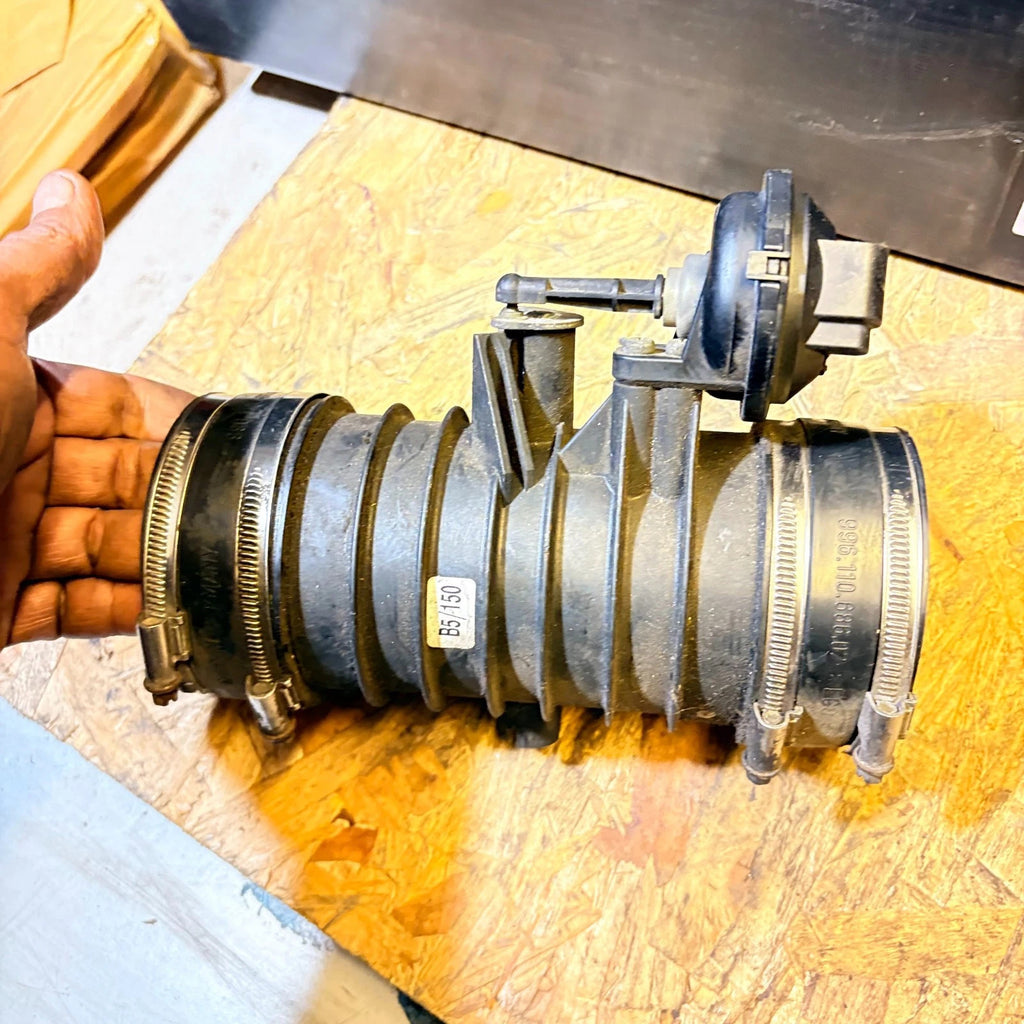 PORSCHE BOXSTER 987 2005 SECONDARY THROTTLE BUTTERFLY AIR PIPE VALVE