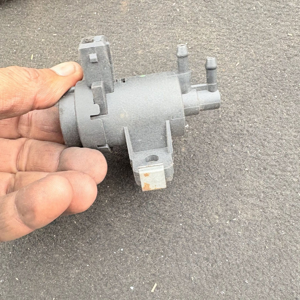 VAUXHALL VIVARO RENAULT TRAFIC 1.9 2.0 2.5 DCI TURBO BOOST SOLENOID VALVE