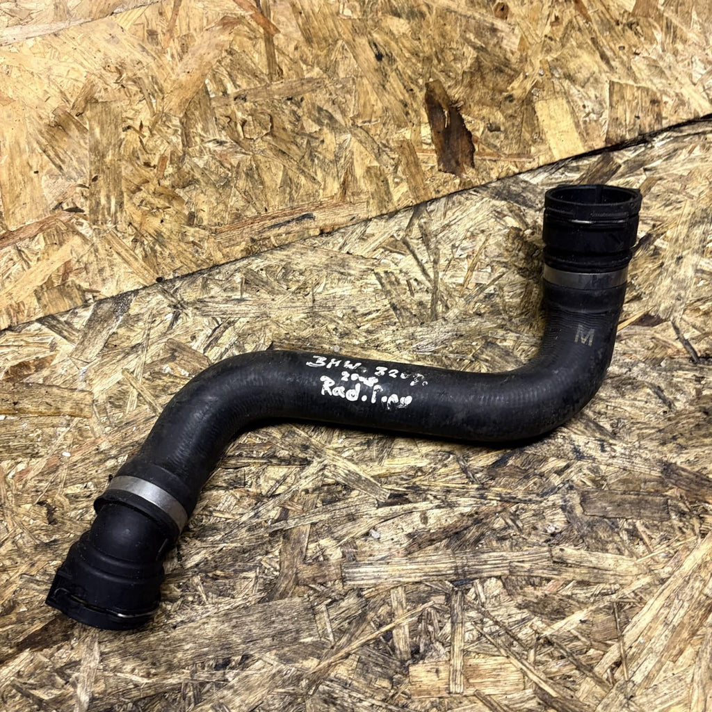 BMW F10 F11 520d N47 Front Engine Coolant Water Pipe Hose 8514244 2009-17