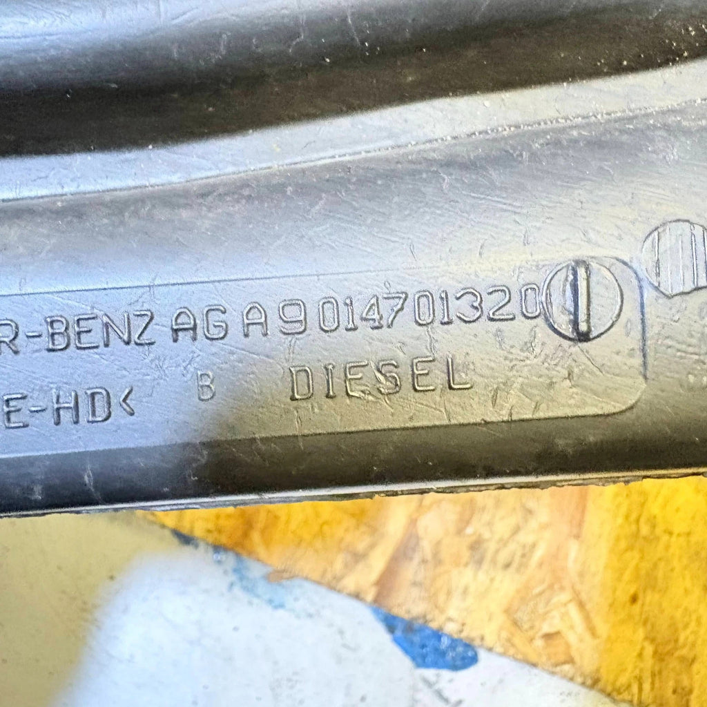A9014701320 Diesel Fuel Filler Neck Sprinter W901 W902 W903 95-06 VW LT 96-06