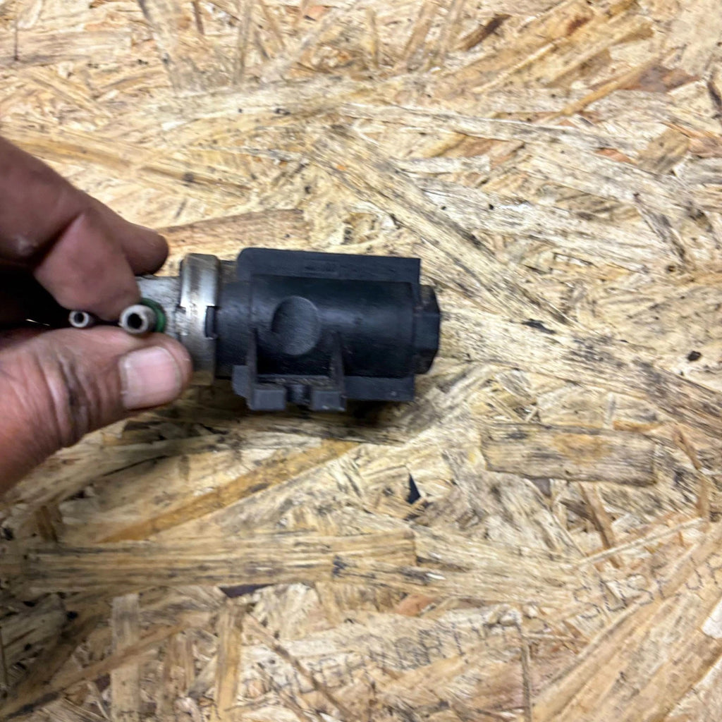 Hyundai Terracan 2004-2006 EGR Vacuum Solenoid Valve Exhaust Control