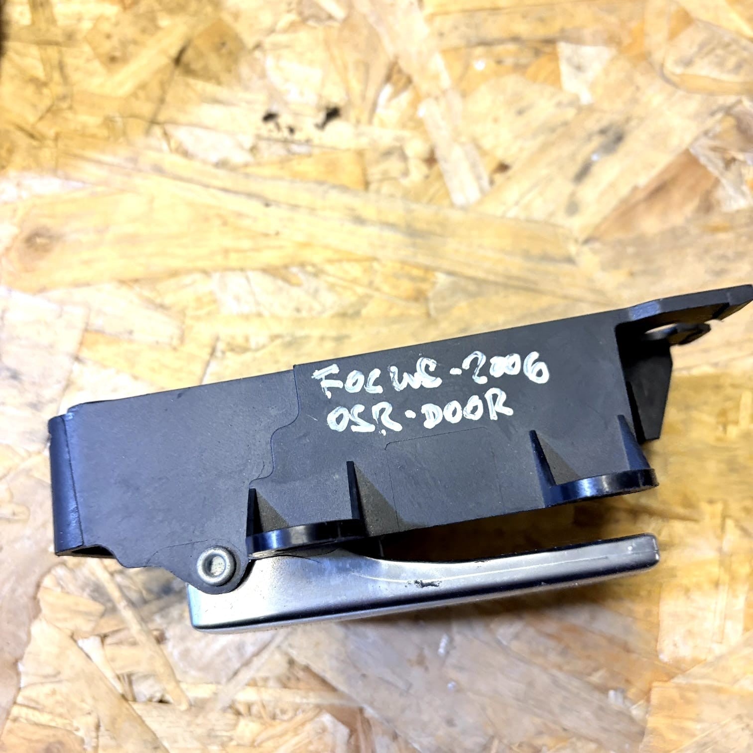 3M51R22600BB DRIVER REAR INTERIOR HANDLE/82314/177278 FOR FORD FOCUS BERLINA
