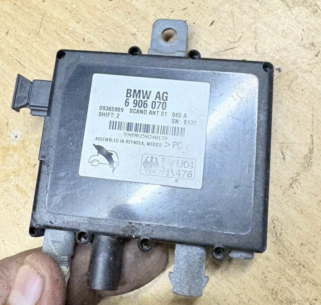 BMW X5 E53 2000-2006 Radio Aerial Amplifier Trap Circuit 6906070 65256906070