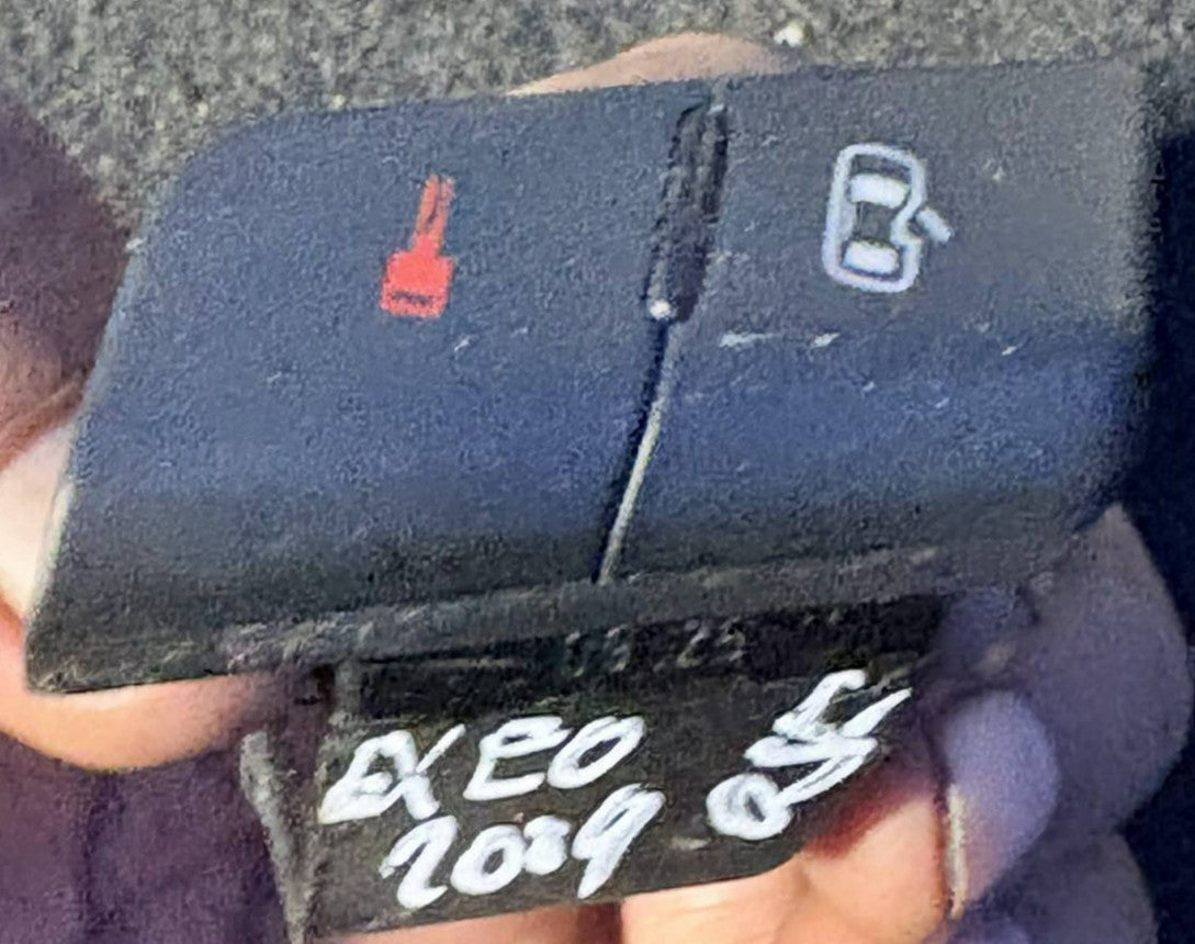8e29621085pr Switch Central Locking Audi A4 DE587178-50-2019
