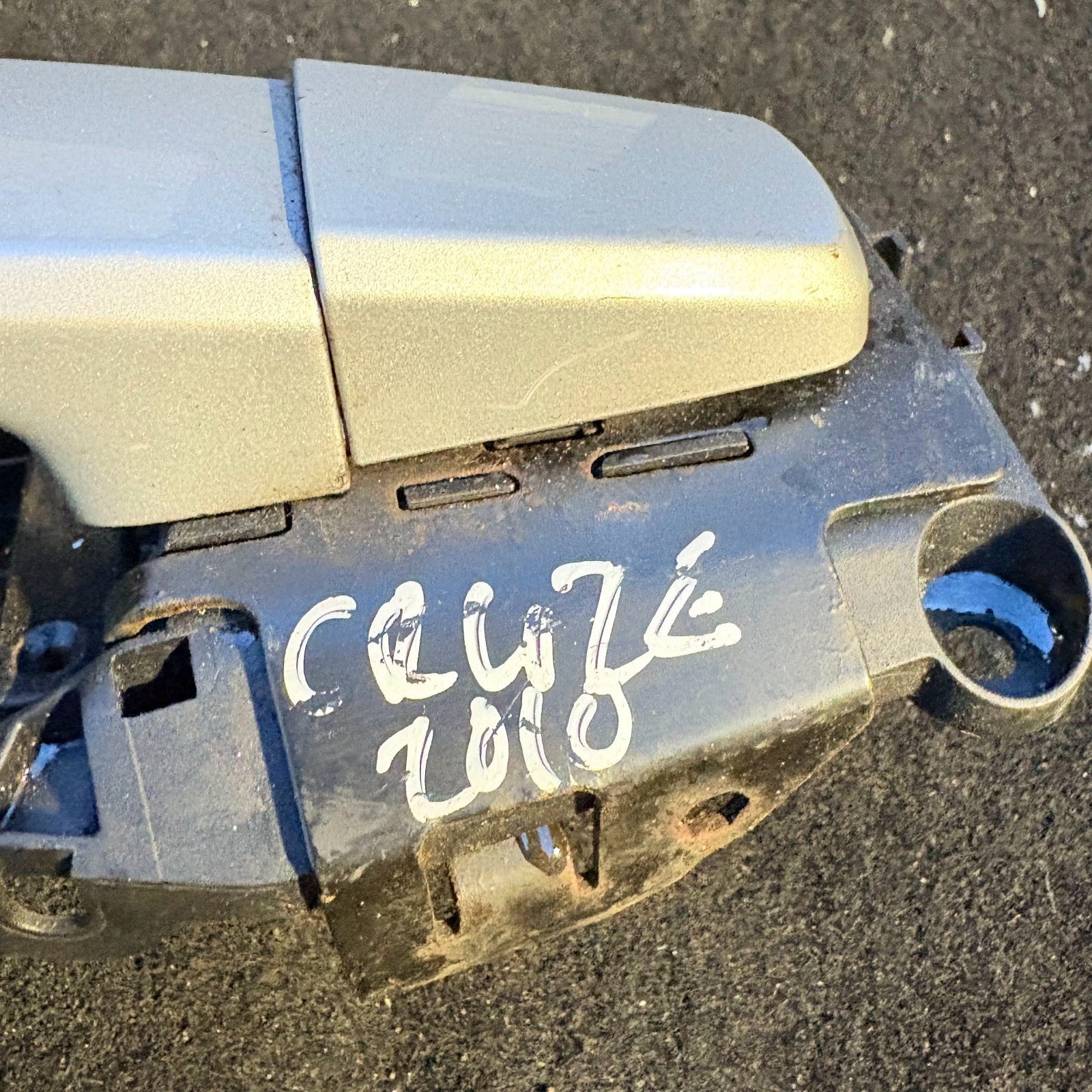 Chevrolet Cruze Exterior Door Handle Passenger Rear Left 2010