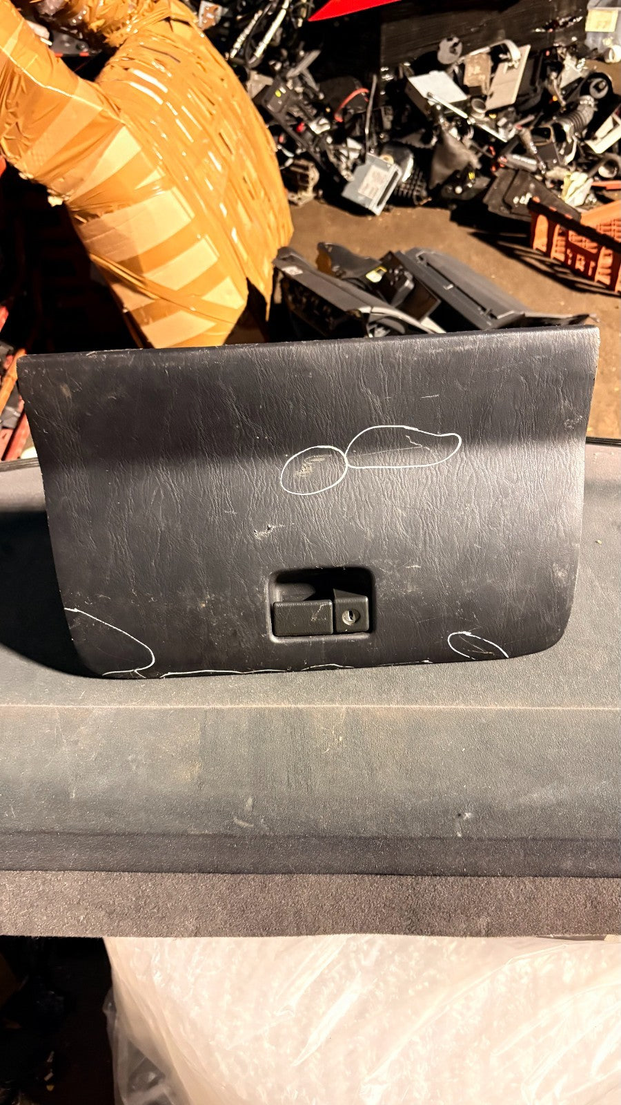2004 TOYOTA RAV4 GLOVE BOX 55550-42030