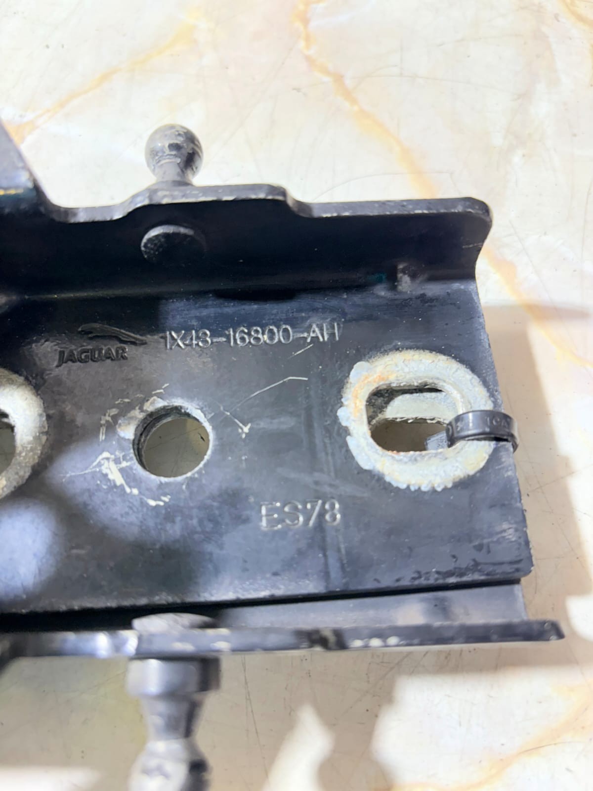 JAGUAR X-TYPE BONNET HINGE FRONT LEFT 1X43-16800-AH 2006