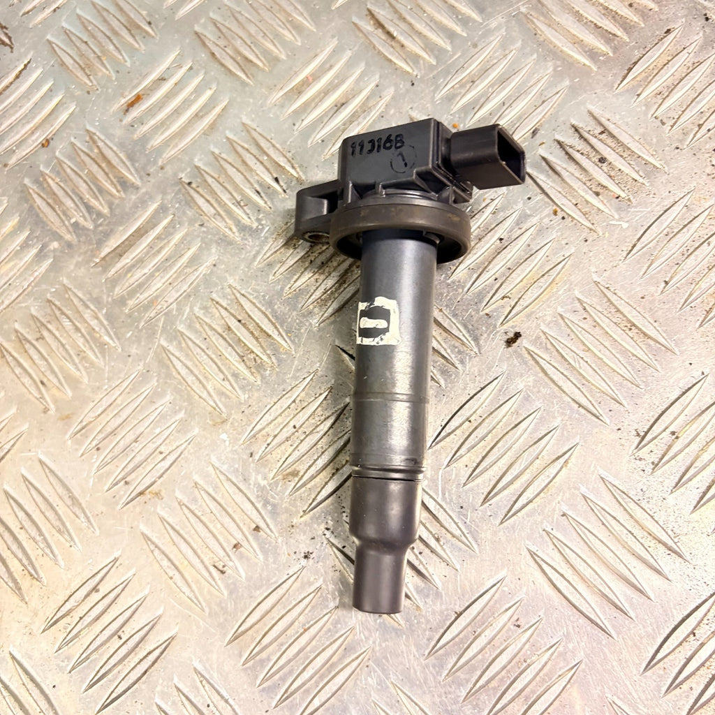 2004 TOYOTA YARIS IGNITION COIL 90080-19021