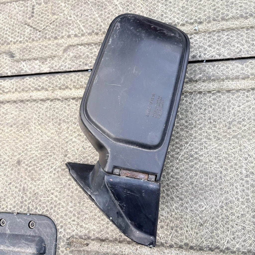 Mitsubishi Cordia 1985-1988 RH Right Door Wing Mirror Side View Black E201574