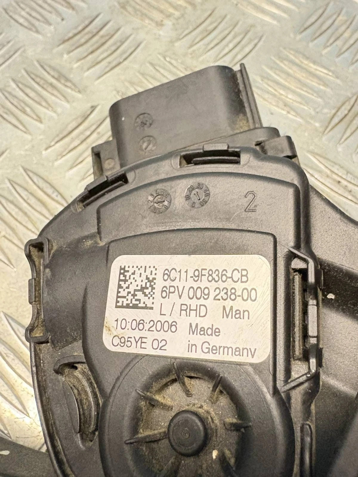 FORD TRANSIT MK7 2.2 TDCI ACCELERATOR THROTTLE PEDAL 6C11-9F836-CB 2007