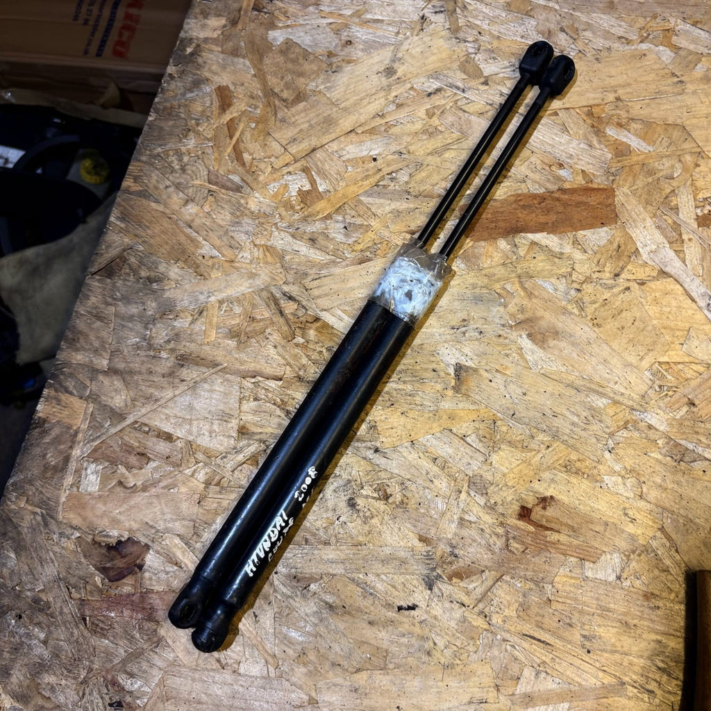 HYUNDAI COUPE 2008-2010 FRONT RIGHT O/S DRIVER SIDE SUSPENSION STRUT SHOCK