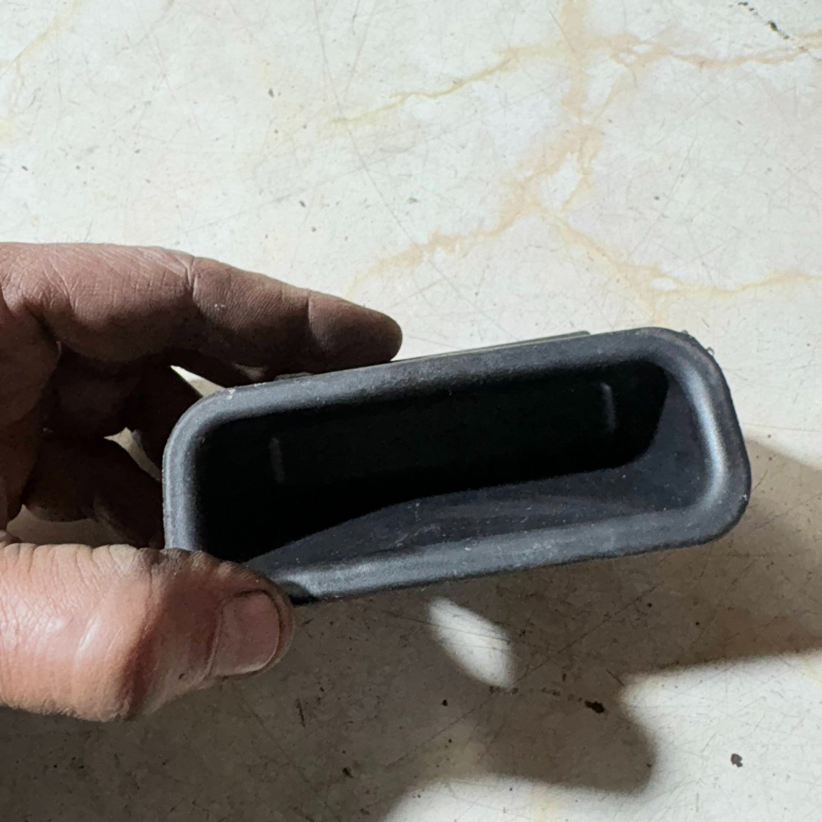 Nissan X-Trail T30 Door Closing Handle