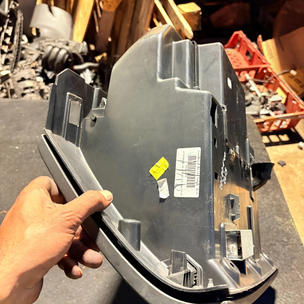 VOLVO V40 2013-2016 T2 5DR RHD GLOVE BOX CHARCOAL LOCK 39824227 1284504