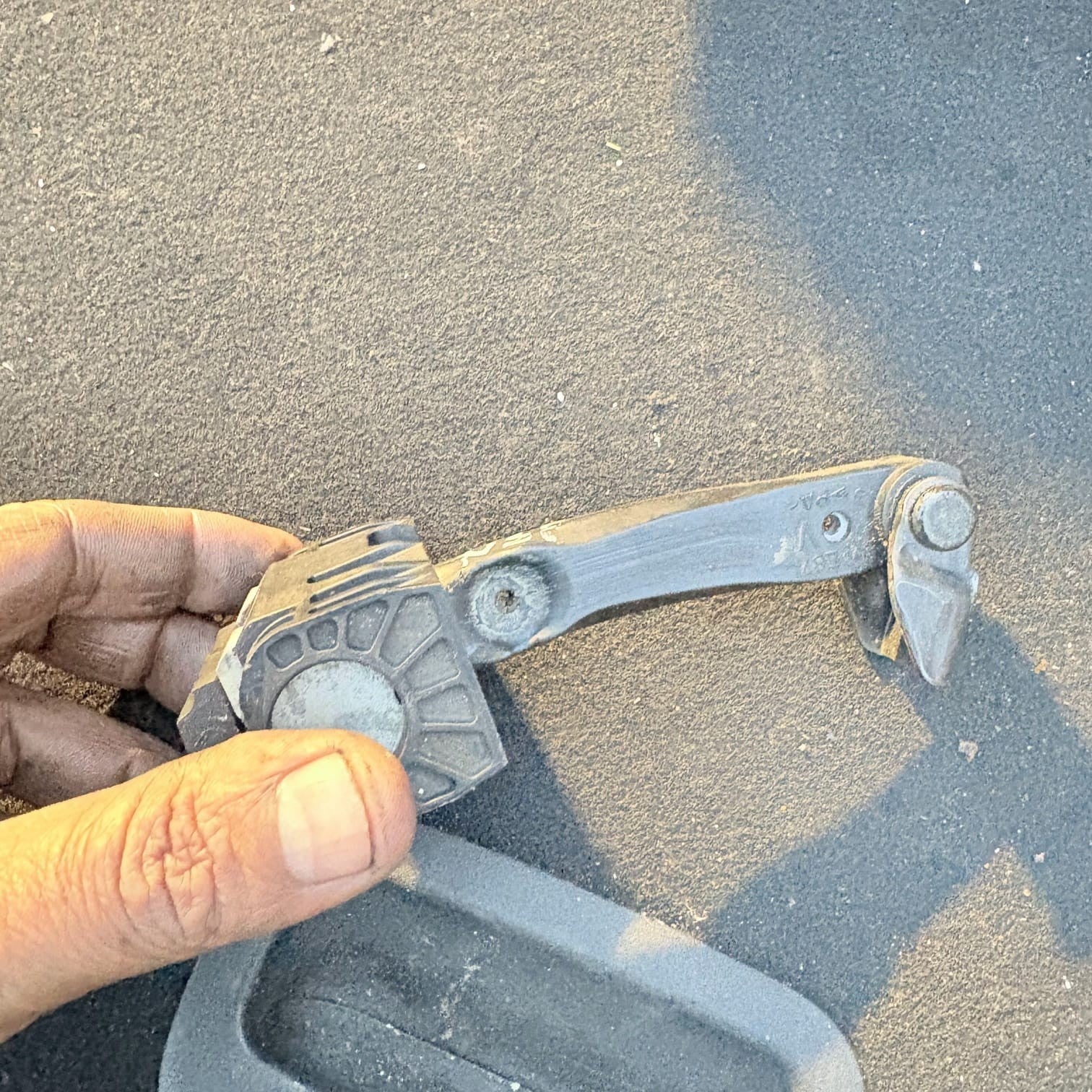 BMW 1 Series E87 5 Door 2004-2011 Front Door Check Strap Door Brake 51217176809