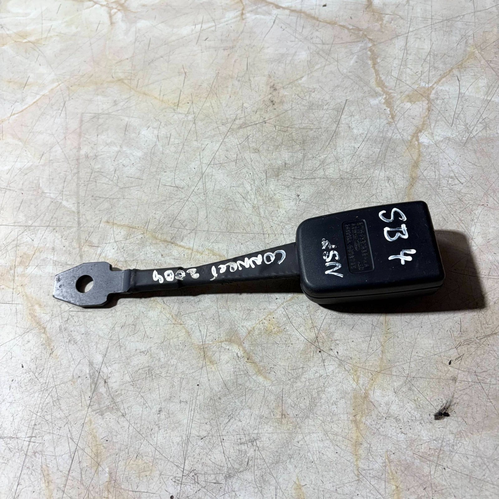 FORD CONNECT 2002-2013 N/S/F FRONT LEFT SIDE SEAT BELT BUCKLE
