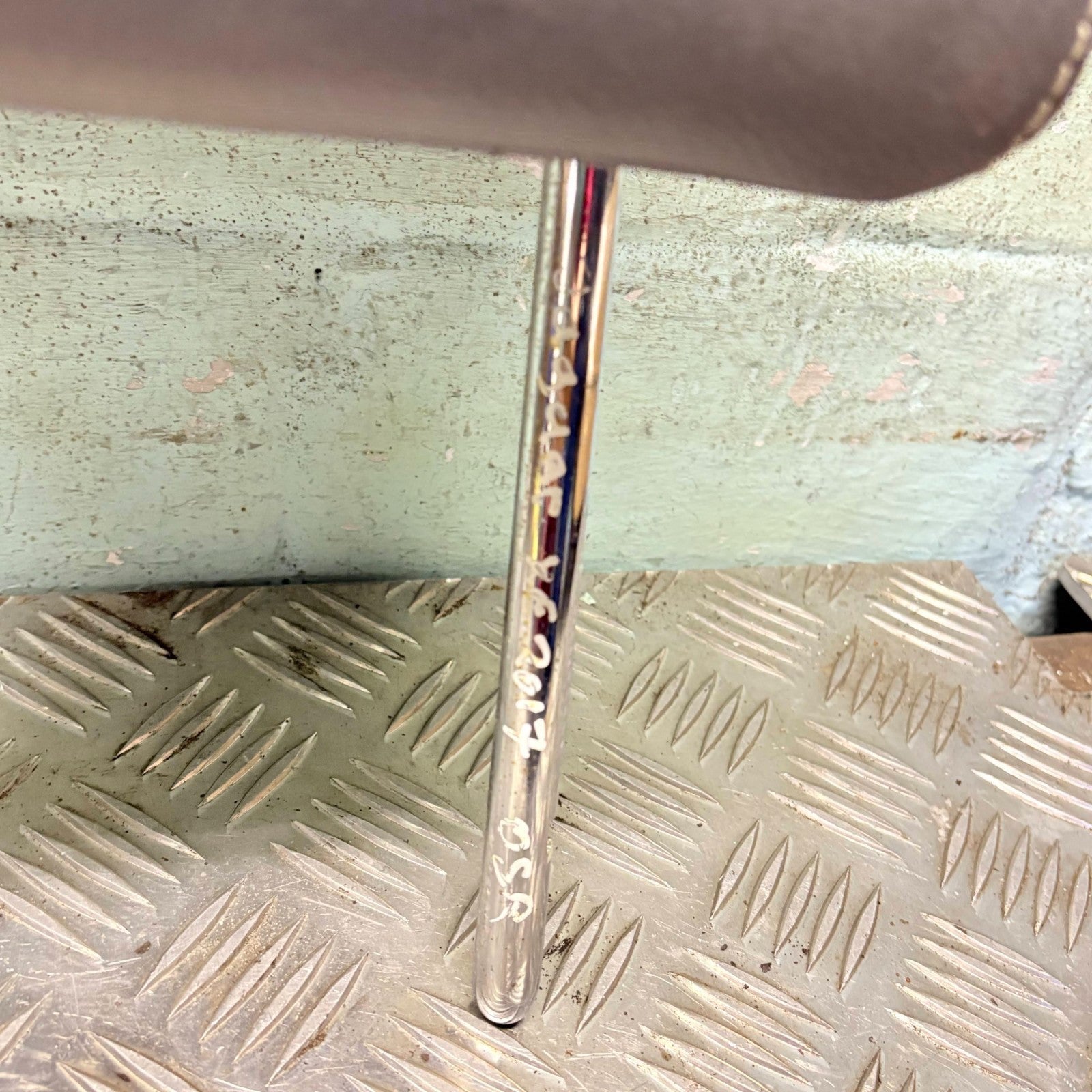 JAGUAR XE Mk1 OFFSIDE REAR RIGHT SIDE HEADREST 2017