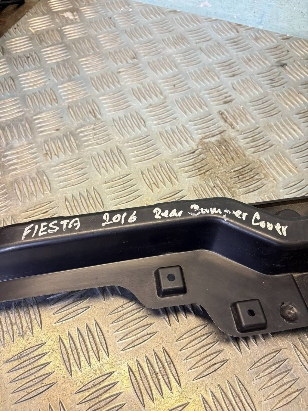 FORD FIESTA MK7 2016 REAR BUMPER BRACKET 8A61-17B861-A