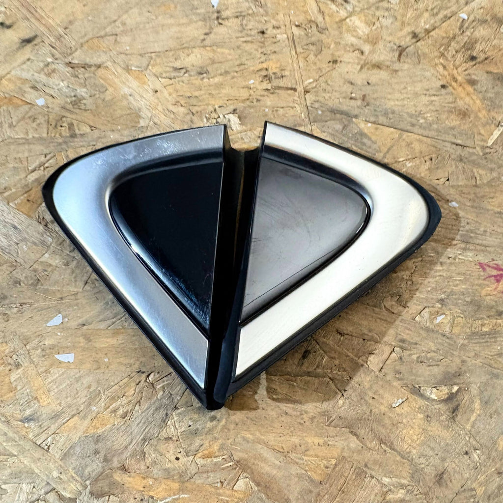 Kia Sportage Mk4 QL 2016-2021 Wing Mirror Triangle Trim 86180-D9000