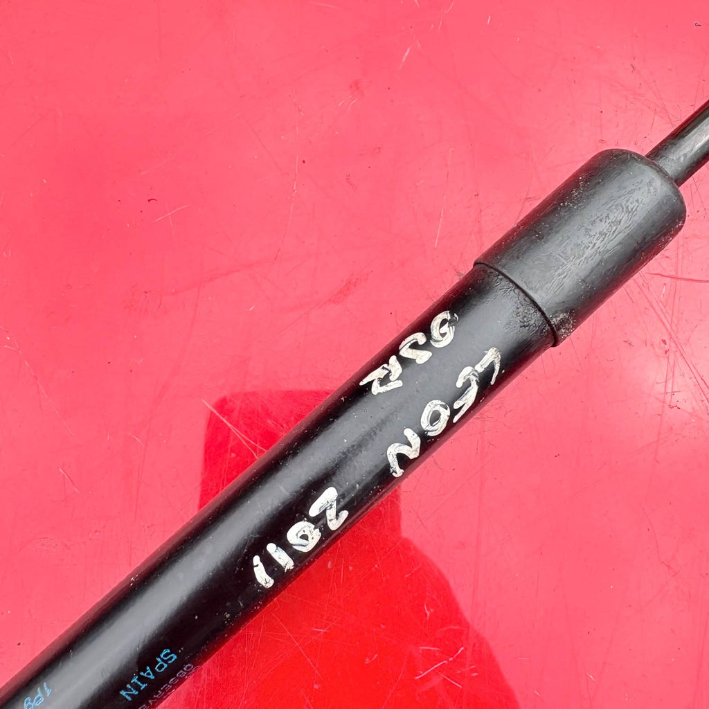 Seat Leon 1P Bootlid Tailgate Gas Strut Right Rear 2005-2012