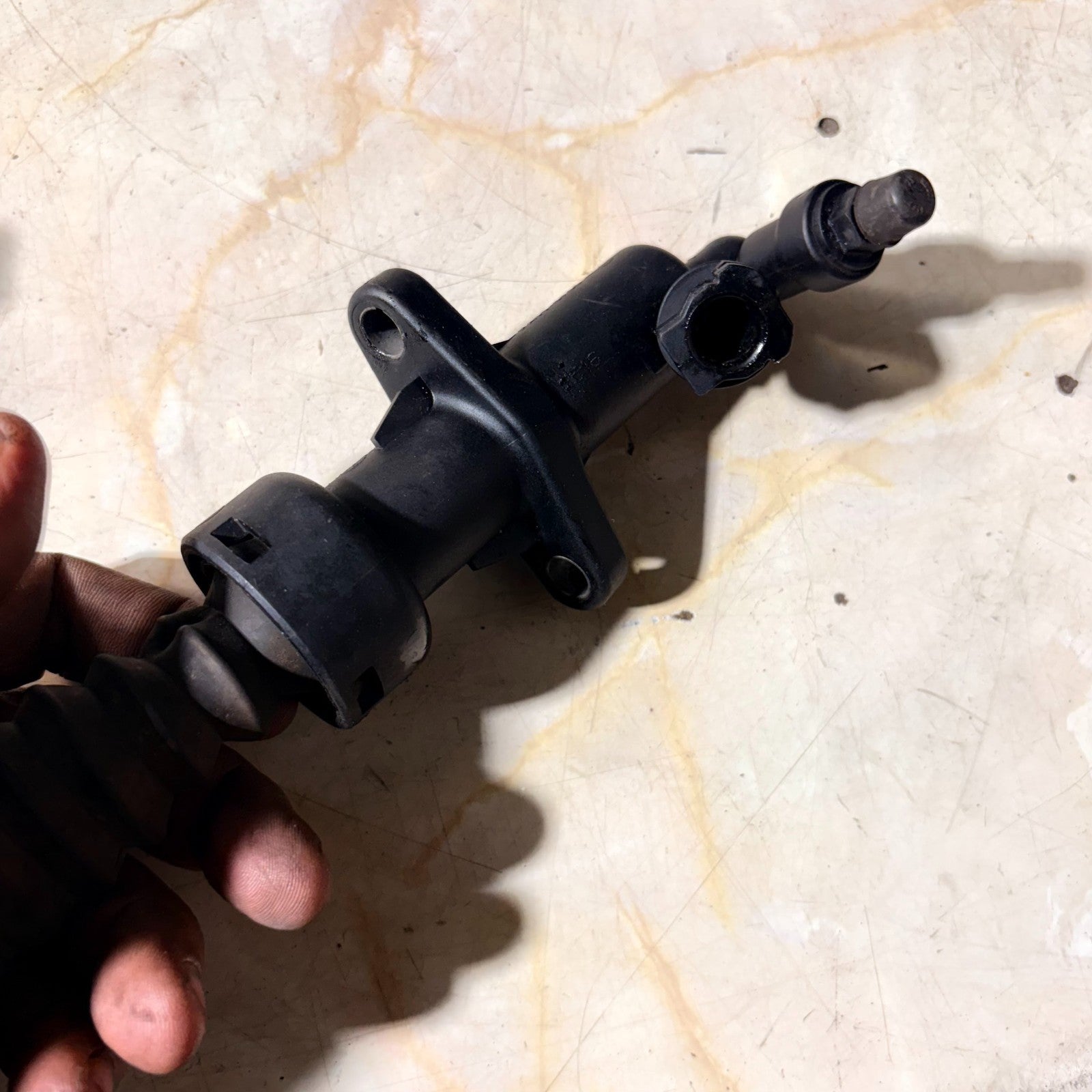 PEUGEOT 407 SW SE ESTATE 2004-2010 CLUTCH MASTER CYLINDER