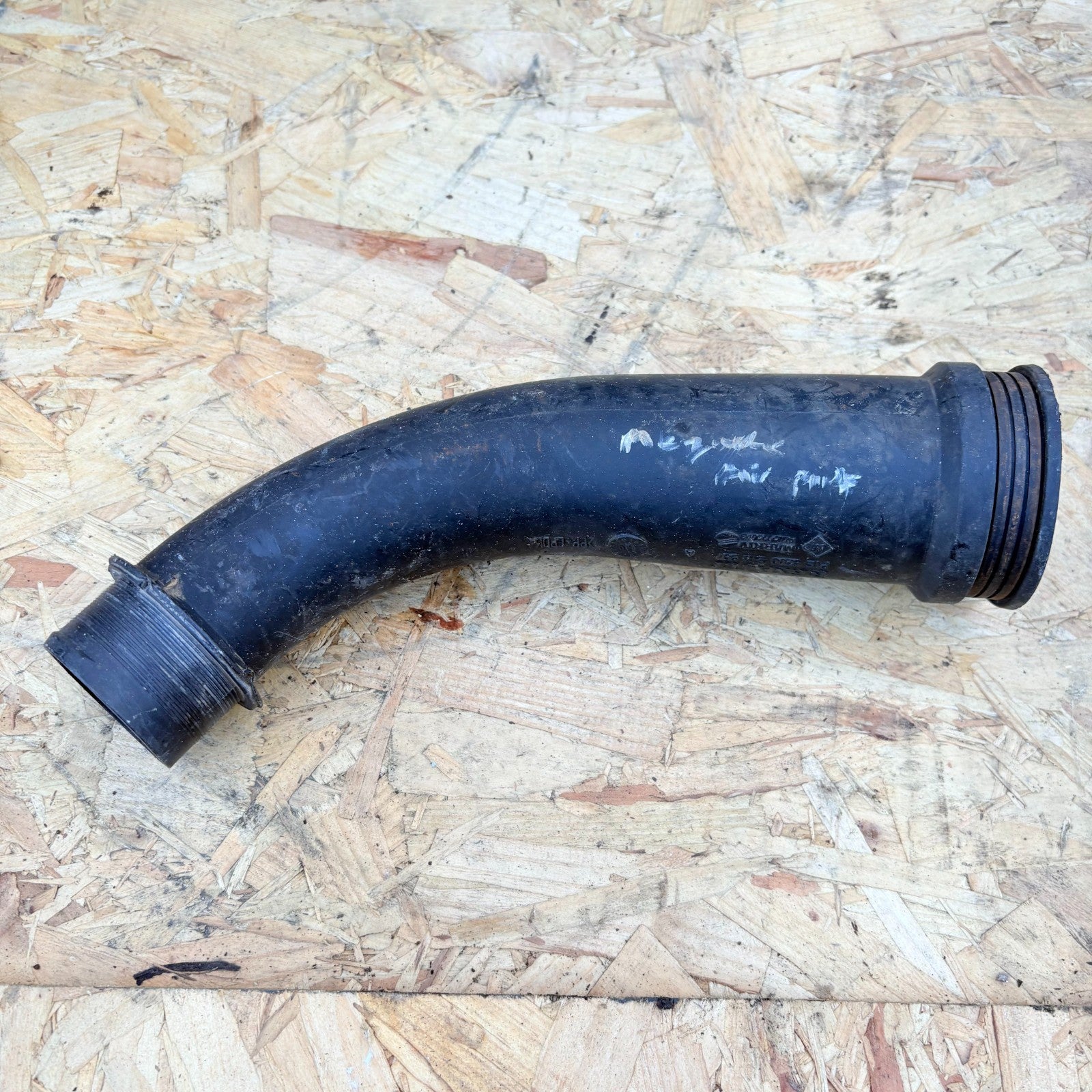 8200218987 Air Intake Intake Hose for Renault Megane