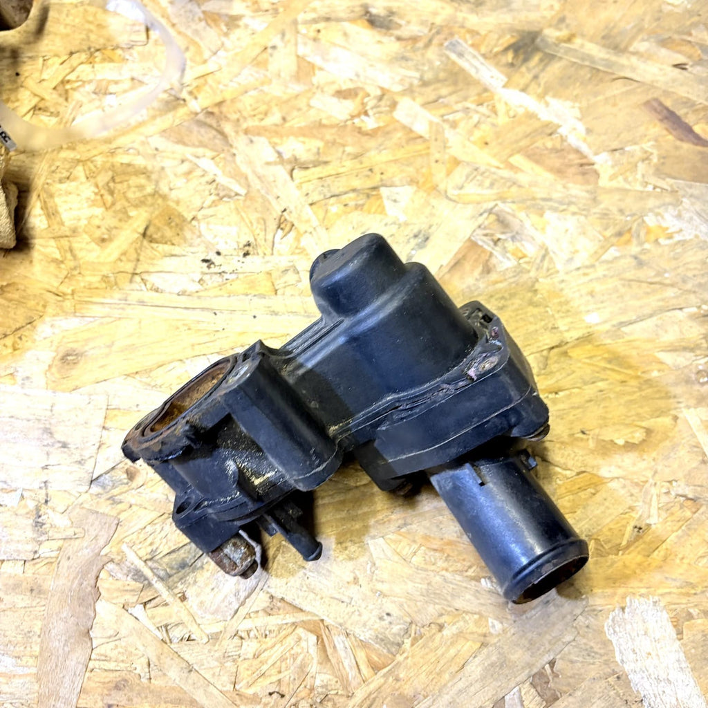 Ford Focus 11/04-06/08 Coolant Thermostat Housing 2S40-8594-AB 2S408594AB