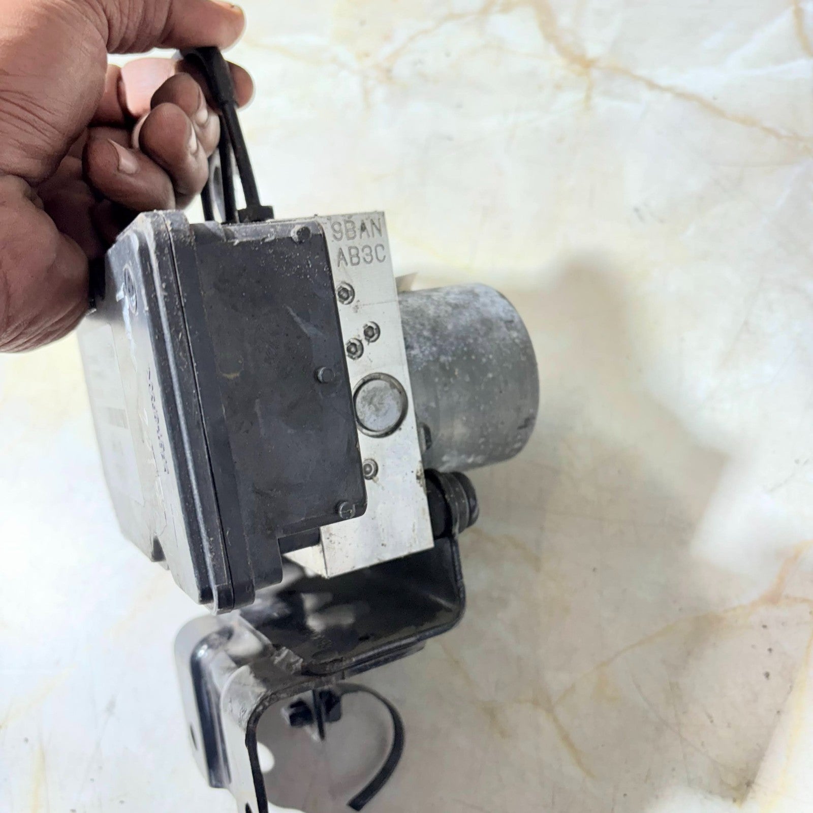 2011-2019 Hyundai I40 Abs Pump/Modulator 58920-3z770