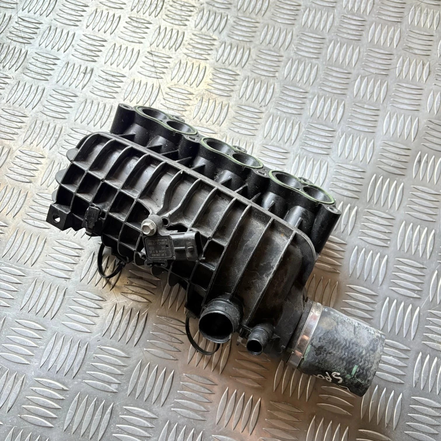 Ford EcoSport 2014-2019 1.0 EcoBoost Intake Manifold 1047092S01 CM5G9424GA
