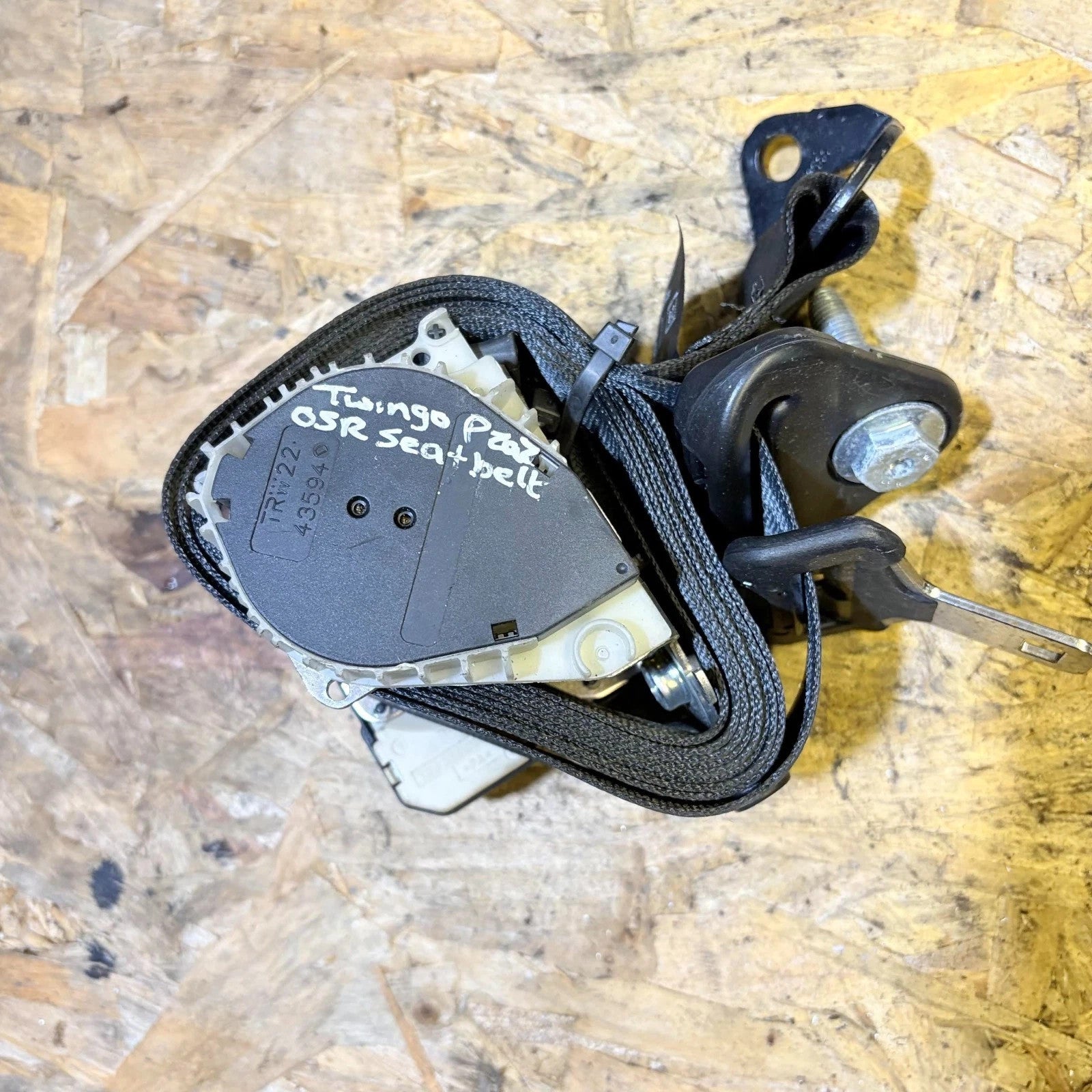 RENAULT TWINGO PZAZ 2007-2014 SEAT BELT REAR RIGHT DRIVERS SIDE 43594