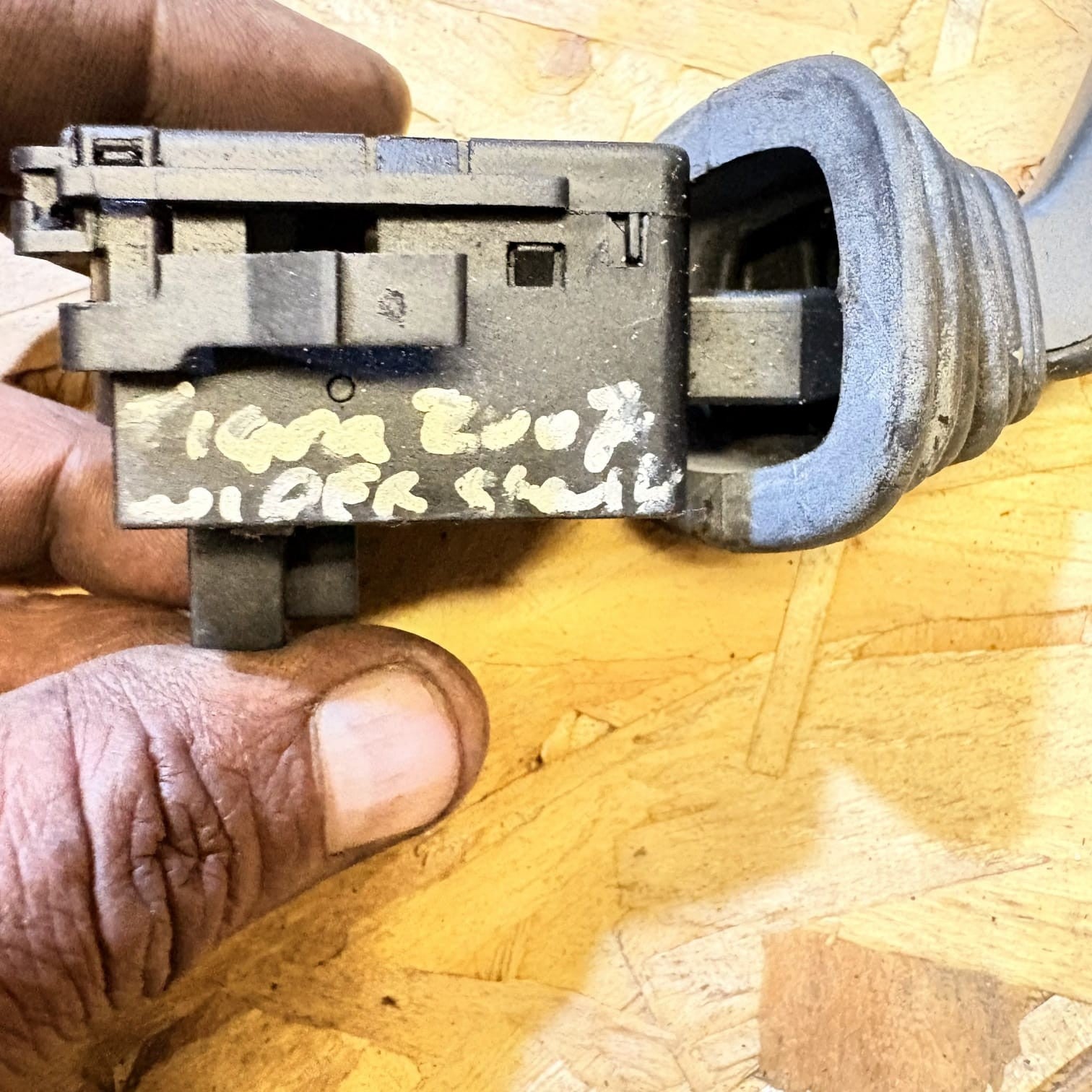 2004-2009 Opel Tigra switch wash/wipe 09185417