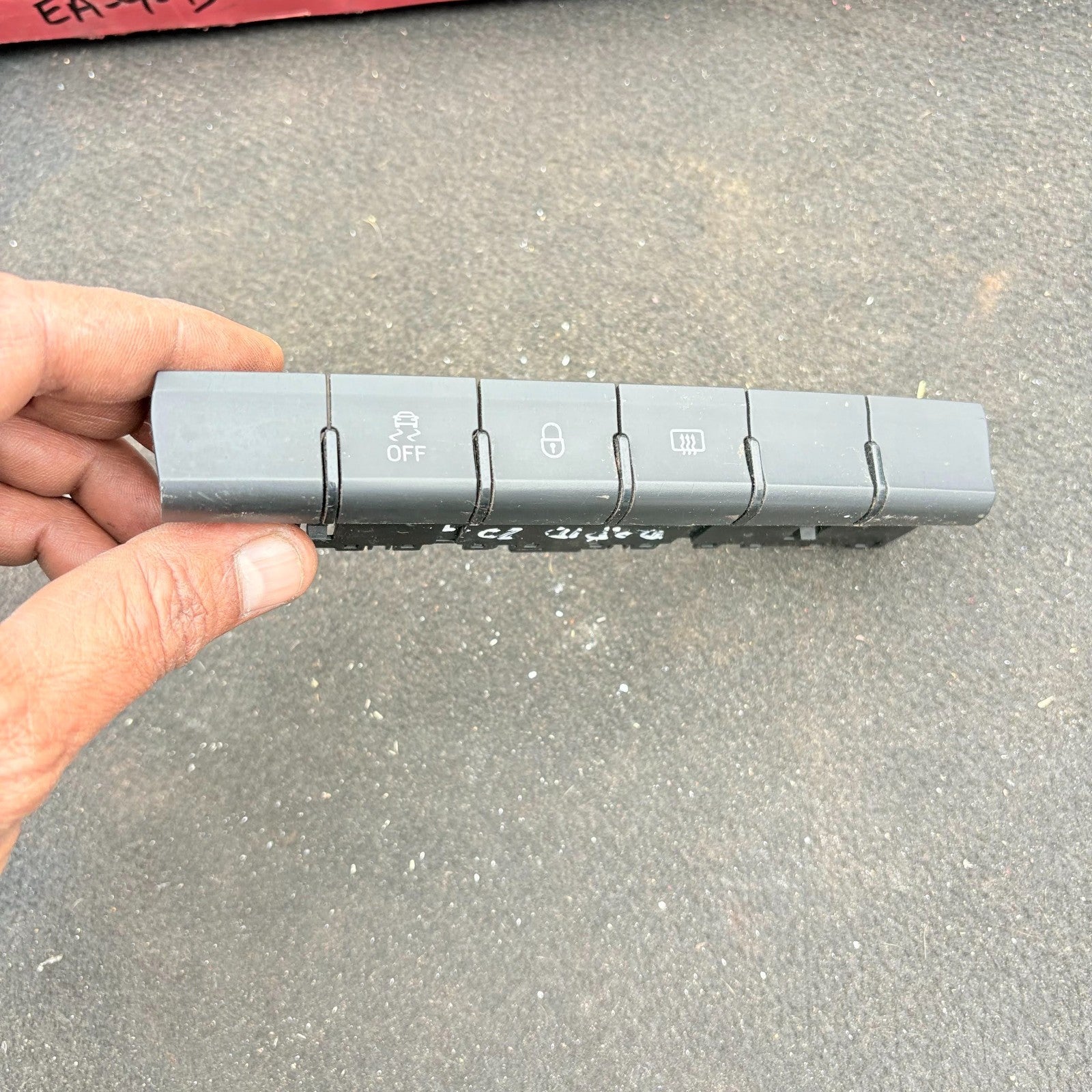 SKODA RAPID 2012-2018 MULTI FUNCTION ESP DOOR LOCK SWITCH PANEL 10207305