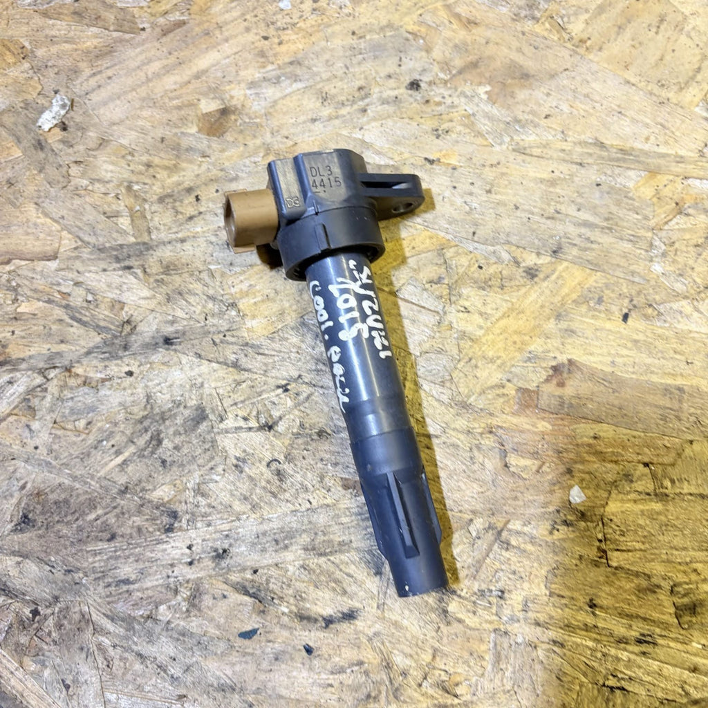 2015 MITSUBISHI GRANDIS IGNITION COIL 2400 FK0278