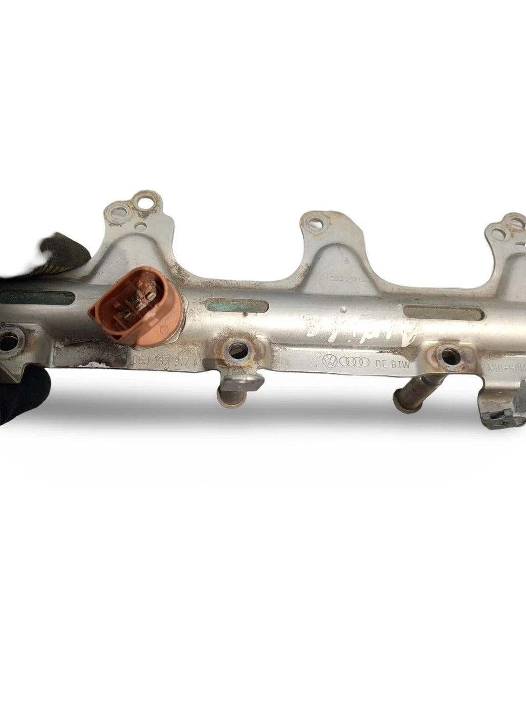 Audi A5 8T Q5 8R A4 B8 Vw Golf 7 1.8 2.0 TFSI PETROL FUEL RAIL 06J133317