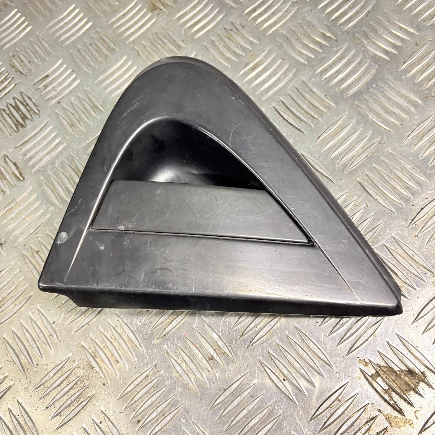 HONDA CIVIC MK8 FK3 DOOR HANDLE DRIVER REAR 72680SMGE0 5DR 2011