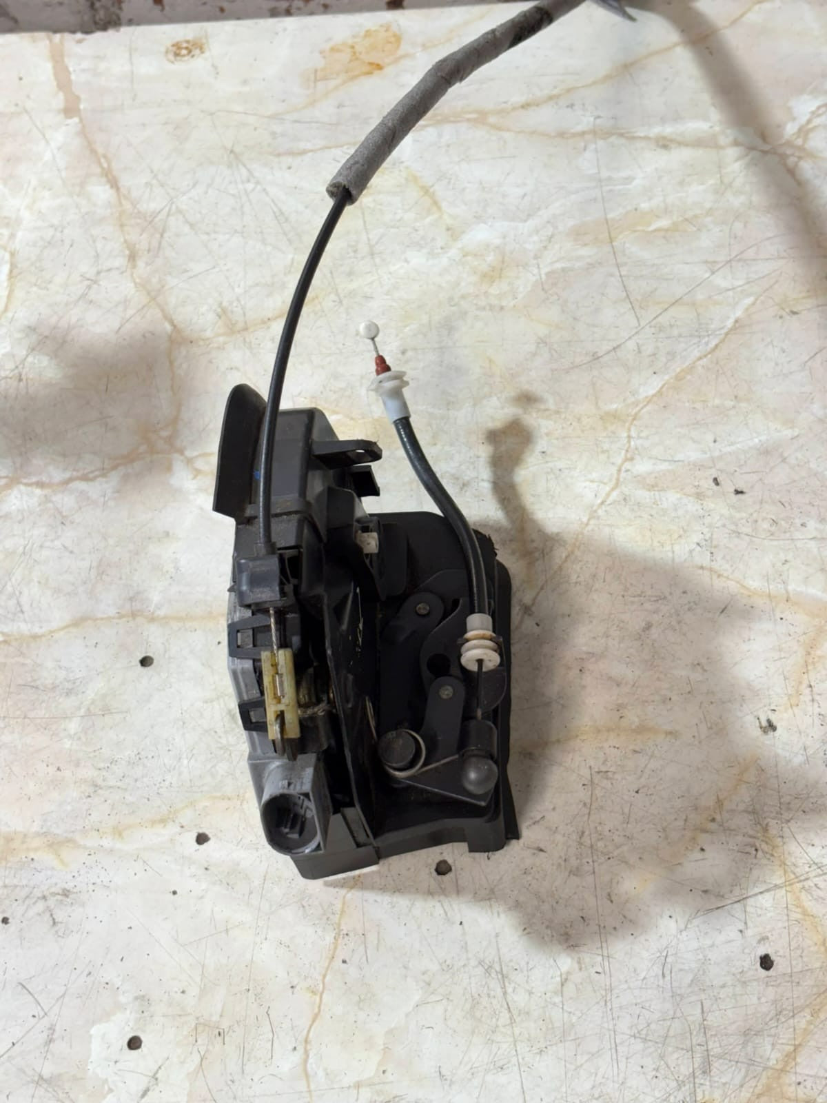 BMW X5 E53 2000-2006 Rear Left N/S Door Lock Latch Actuator 51228402601 8402601