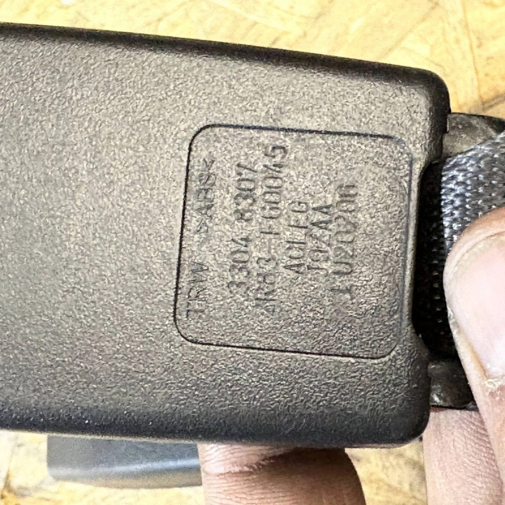 Jaguar XF X250 2006 Rear seat belt centre buckle PAIR 33048307