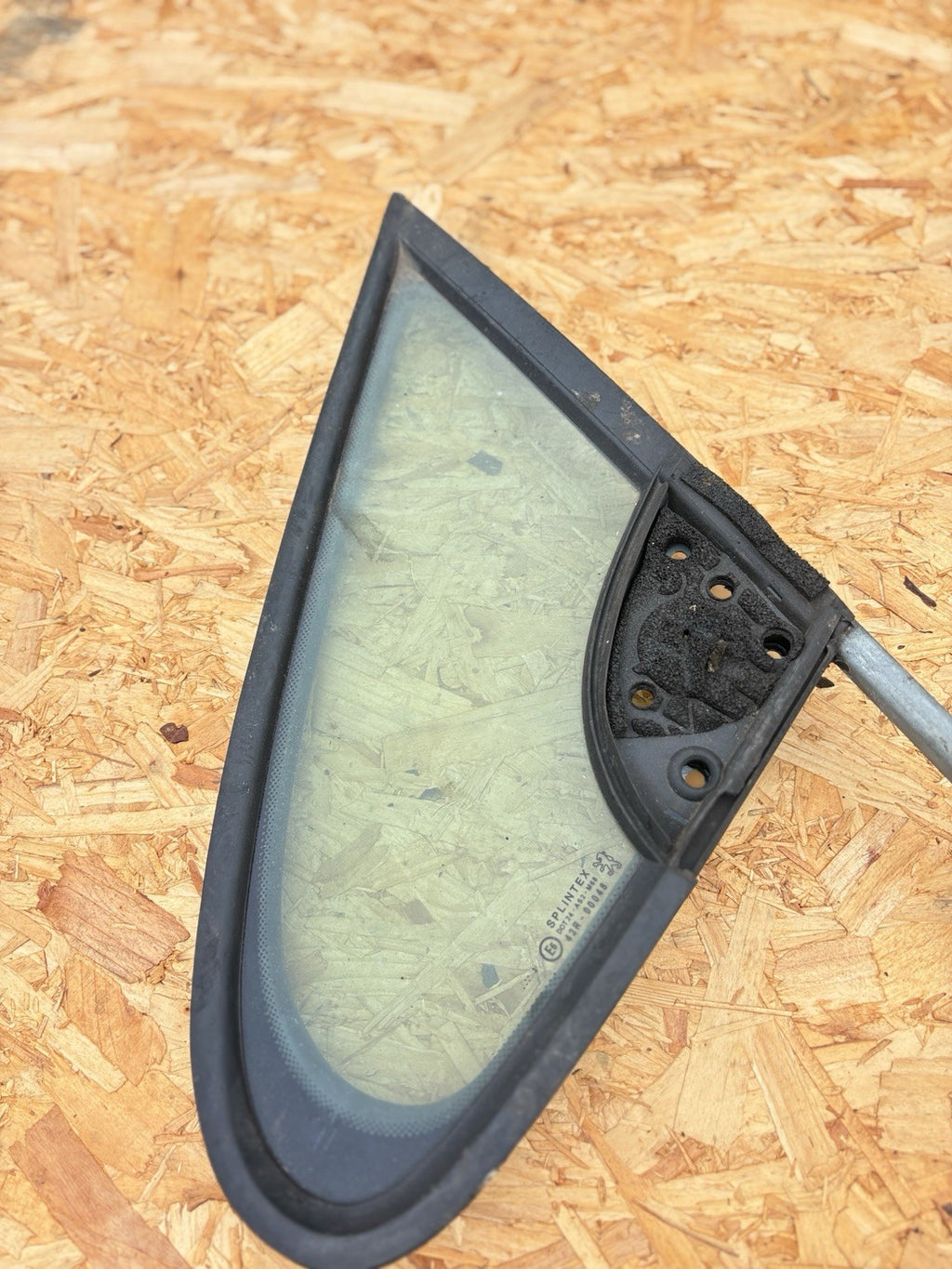 PEUGEOT 307 CC Convertible 04-09 3 DR QUARTER GLASS WINDOW FRONT PASSENGER SIDE