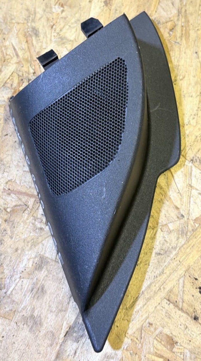 Mitsubishi Lancer VIII CYA, CZA Driver Front Door Speaker MR986377 26505285 2010
