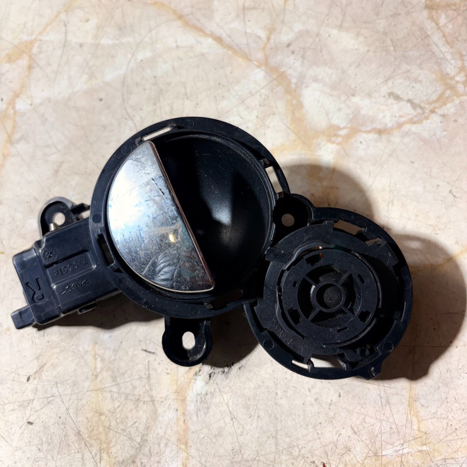 2001-2006 MINI R53 Driver Right Front Side Interior Door Handle