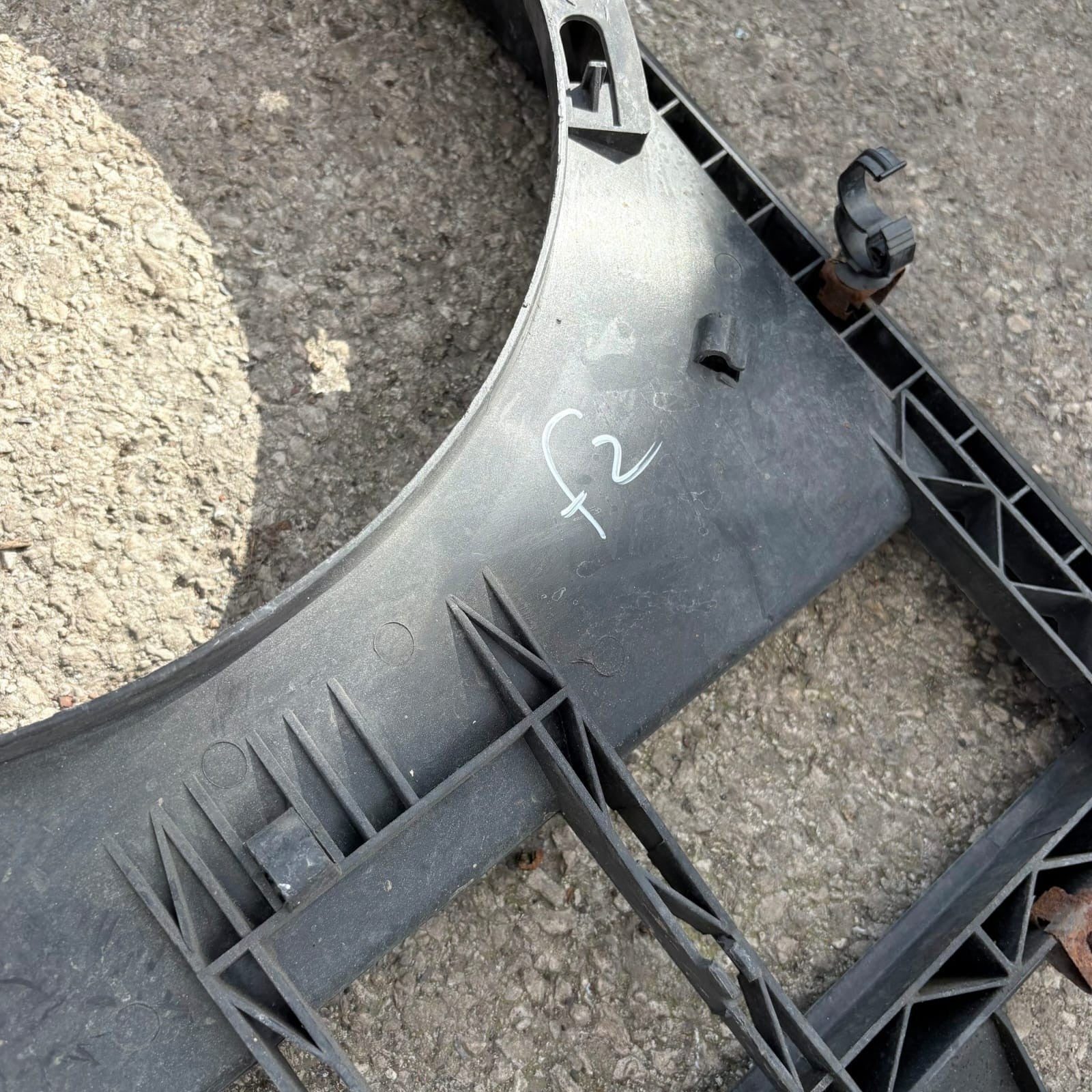 Citroen Dispatch Peugeot Expert Fiat Scudo 04-06 Radiator Fan Shroud 1496073080